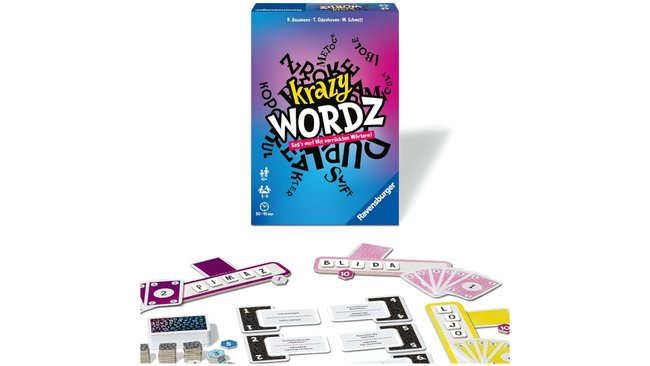 Gezeigt wird die Box und das Spielmaterial des Brettspiels Krazy Words.